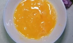 怎样做美味的西红柿鸡蛋毛豆手擀面？