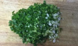 天津名吃煎饼馃子制作教程