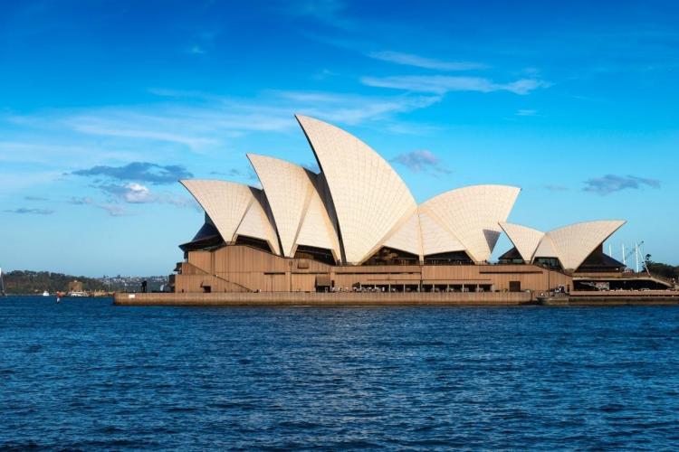 鸡蛋为什么会握不破