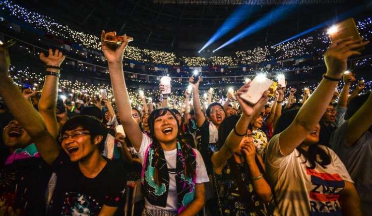 路人粉和白嫖的区别