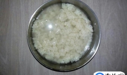 怎么做一份美味的甜酒冲蛋？