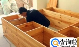 告诉你：木工现场打制衣柜与定制衣柜的区别