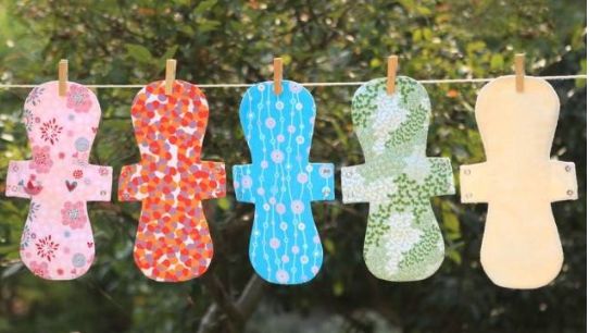 卫生巾是谁发明的