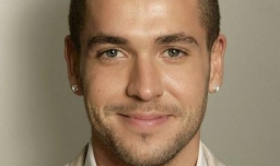 男人戴耳钉有什么含义