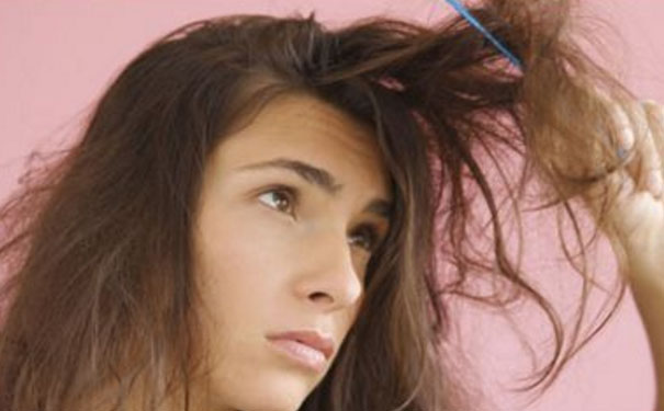 用盐水洗头的危害