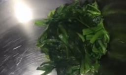 凉拌菠菜的做法详解