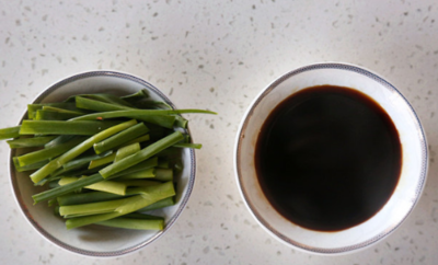 葱油拌面的家常做法