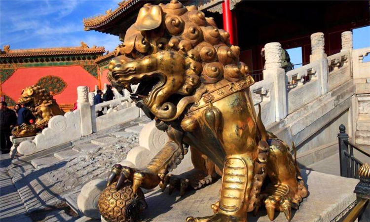 故宫铜狮子为什么没人敢摸