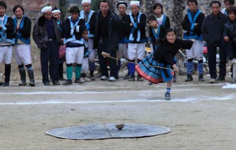 陀螺节是哪个民族的节日