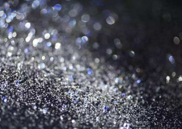 为什么有些星球上会下钻石雨