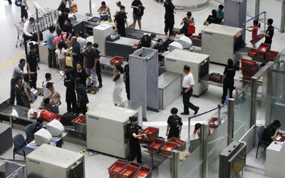 第一次坐飞机的流程