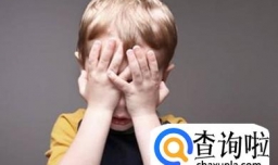 孩子在学校经常不被关注应该怎么办？