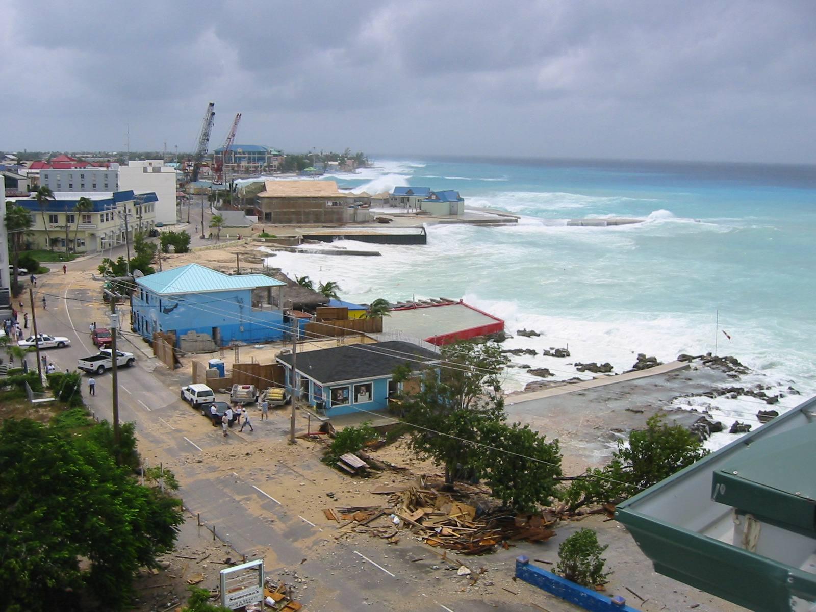 哪个国家跨越四个半球