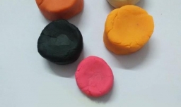 彩泥小狗的做法