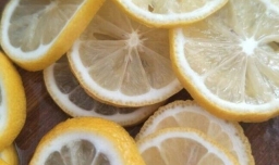 整个身体都可以美白的柠檬百香果蜂蜜