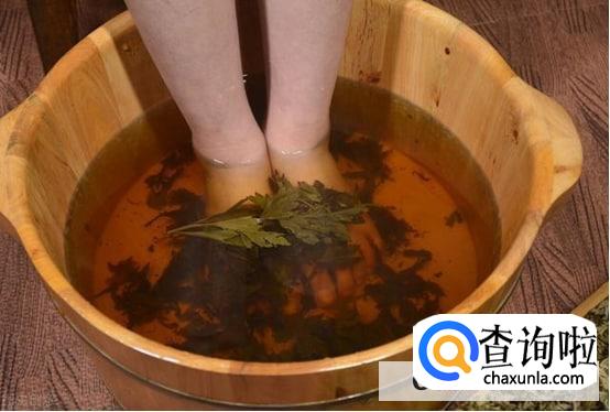 孕妇用艾叶泡脚可以吗有好处吗