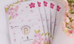 八款人气面膜测评