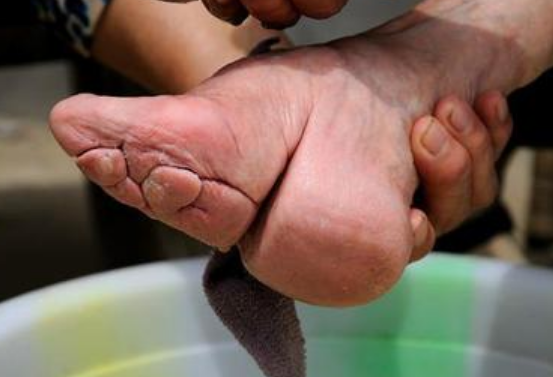 三寸金莲是多少码的脚