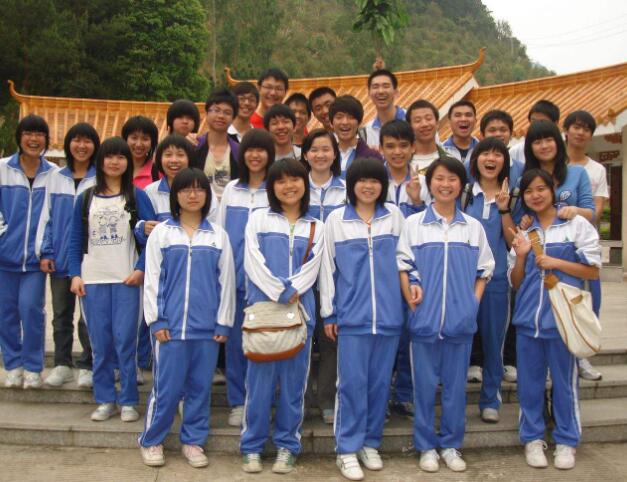 如何正确认识和对待青春期的异性情感