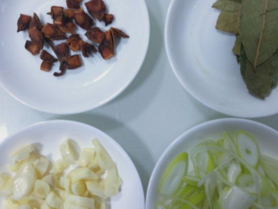 排骨炖豆角做法