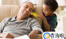 孩子总是做些影响他人的行为家长应该怎么教育？