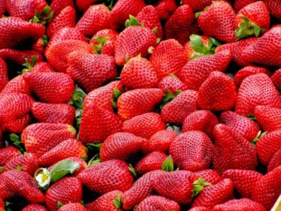 草莓怎么清洗比较干净？