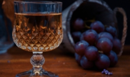 葡萄美酒夜光杯出自哪首诗