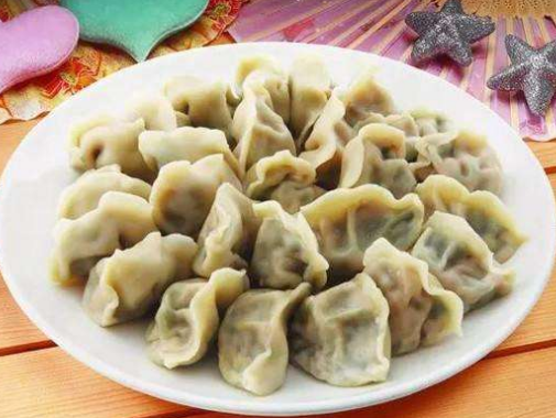 中国过年吃饺子寓意