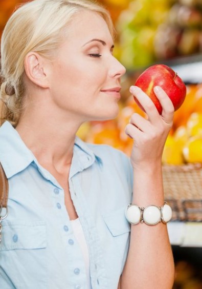 有哪些方法可以辨别苹果好不好吃？
